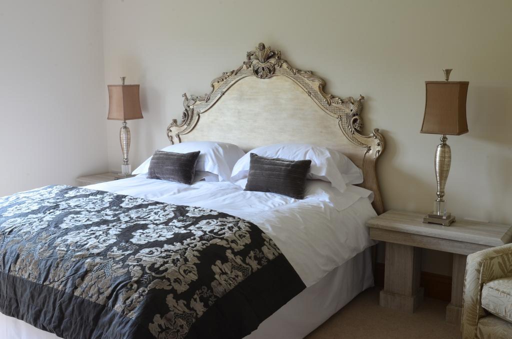 Llwyn Helyg Country House Guest House Carmarthen Ruang foto