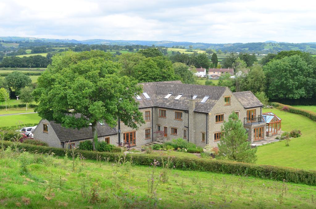 Llwyn Helyg Country House Guest House Carmarthen Bagian luar foto